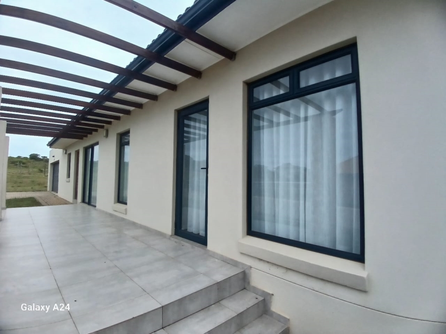 3 Bedroom Property for Sale in Kidds Beach Eastern Cape